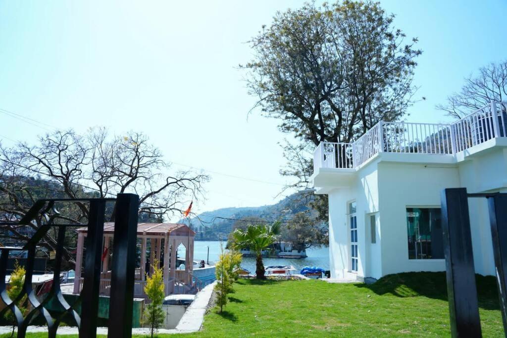 The Periwinkle Homestay Bhīm Tāl Exterior foto