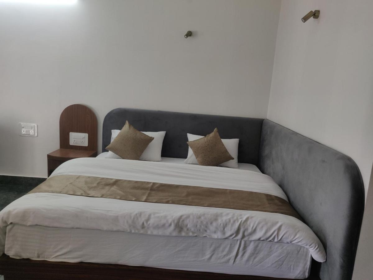 The Periwinkle Homestay Bhīm Tāl Exterior foto