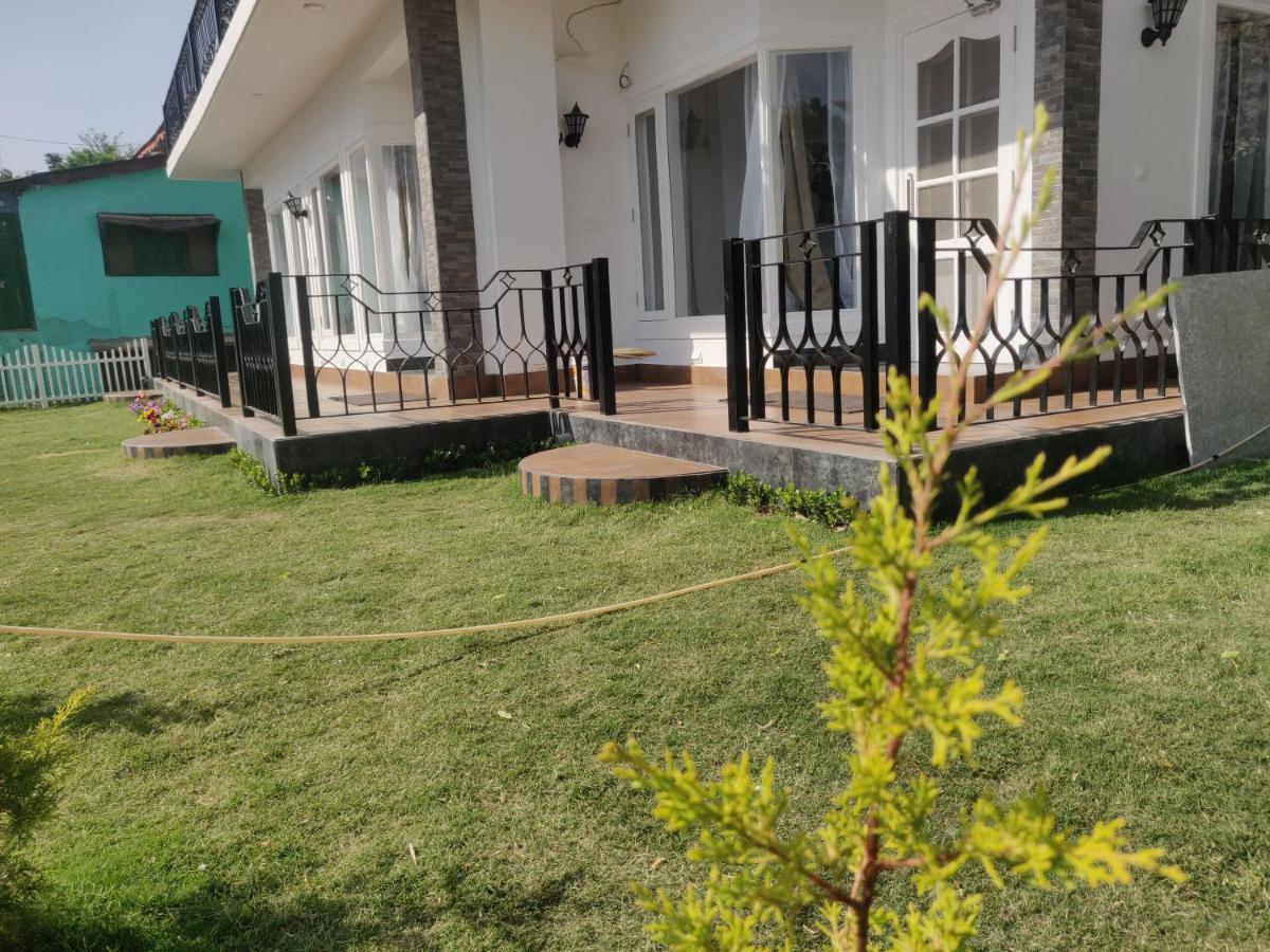 The Periwinkle Homestay Bhīm Tāl Exterior foto